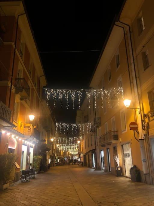 La Casa Di Rox Ad Aosta - Small Holiday Apartment In Central Aosta - Alloggio Ad Uso Turistico - Vda - Aosta - N 0304 Eksteriør bilde